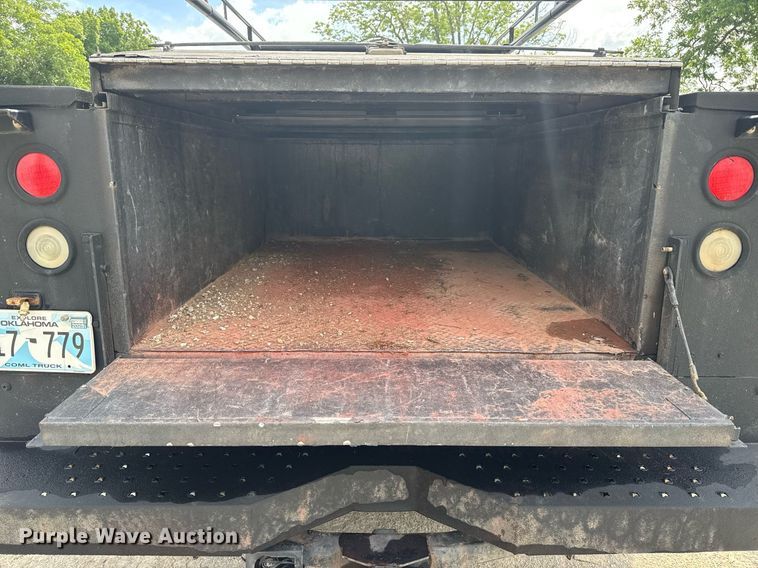 image for item DS3778 2013 Ford F250 Super Duty SuperCab utility bed pickup truck