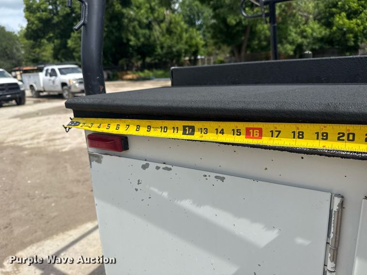 image for item DS3778 2013 Ford F250 Super Duty SuperCab utility bed pickup truck