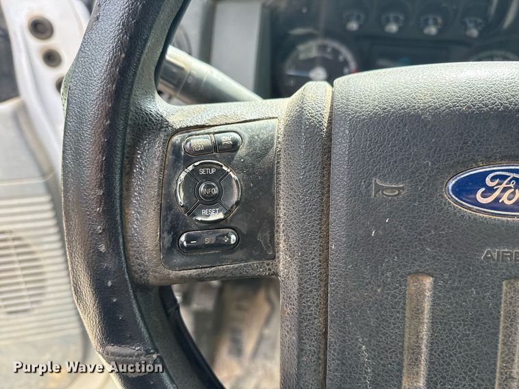 image for item DS3778 2013 Ford F250 Super Duty SuperCab utility bed pickup truck