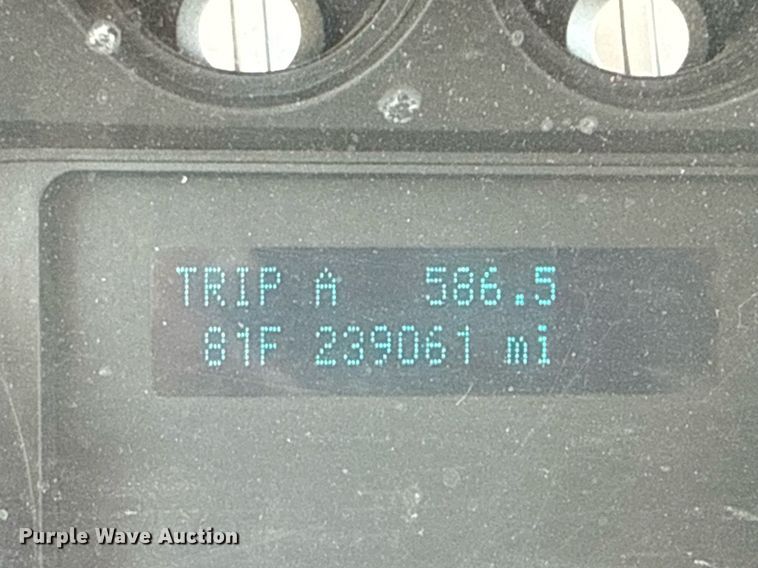 image for item DS3778 2013 Ford F250 Super Duty SuperCab utility bed pickup truck