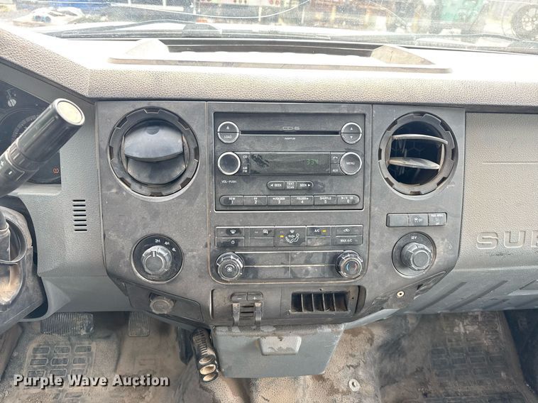 image for item DS3778 2013 Ford F250 Super Duty SuperCab utility bed pickup truck