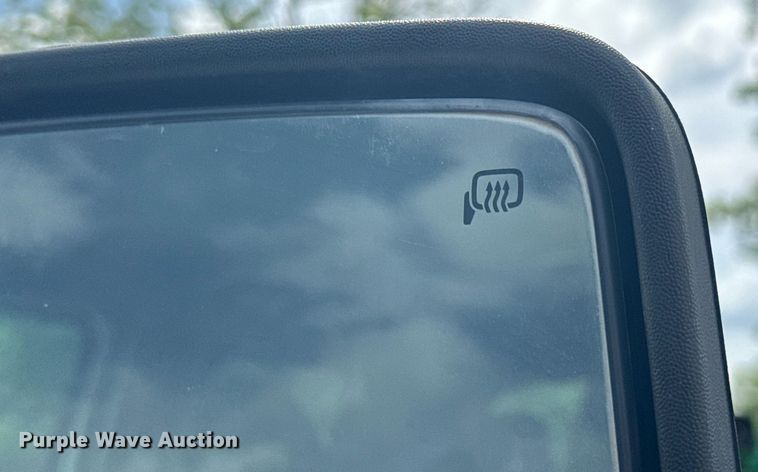 image for item DS3778 2013 Ford F250 Super Duty SuperCab utility bed pickup truck