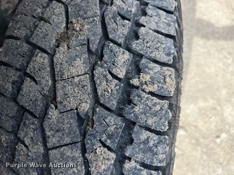 image for item DS3778 2013 Ford F250 Super Duty SuperCab utility bed pickup truck