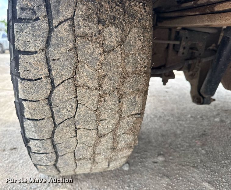 image for item DS3778 2013 Ford F250 Super Duty SuperCab utility bed pickup truck