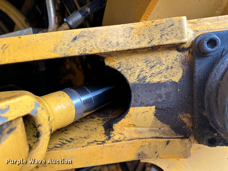 image for item DT6377 2001 Volvo L70D wheel loader