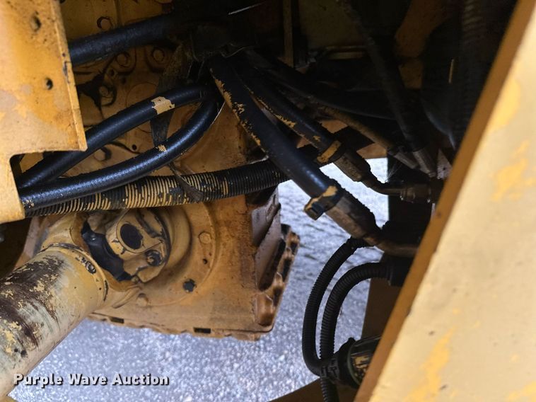 image for item DT6377 2001 Volvo L70D wheel loader