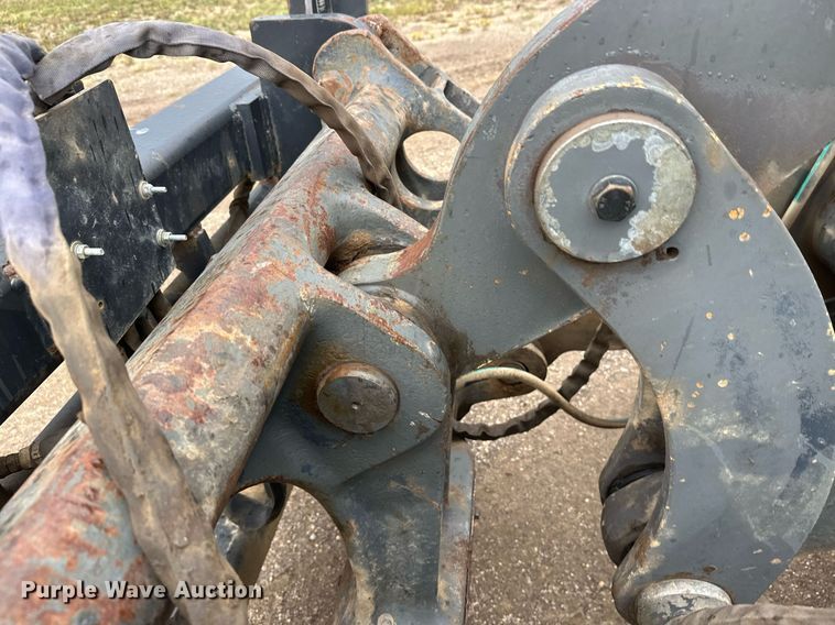 image for item DT6377 2001 Volvo L70D wheel loader