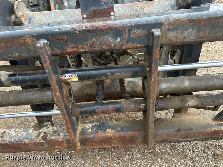 image for item DT6377 2001 Volvo L70D wheel loader