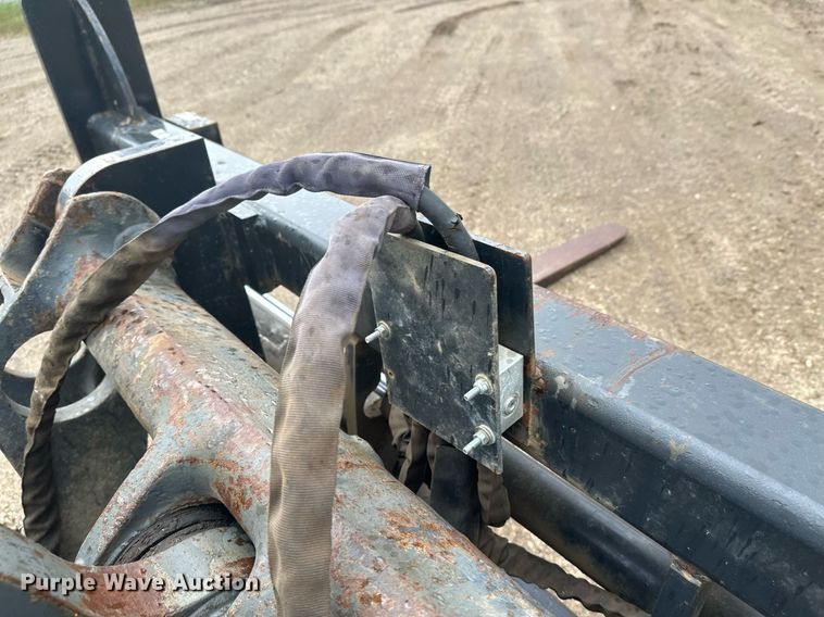 image for item DT6377 2001 Volvo L70D wheel loader