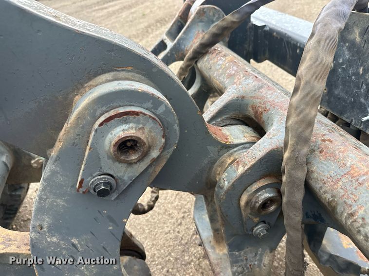 image for item DT6377 2001 Volvo L70D wheel loader