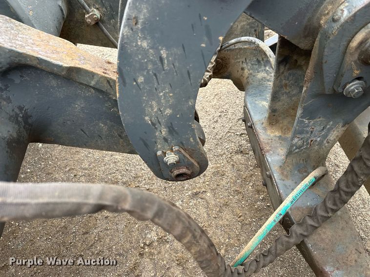 image for item DT6377 2001 Volvo L70D wheel loader