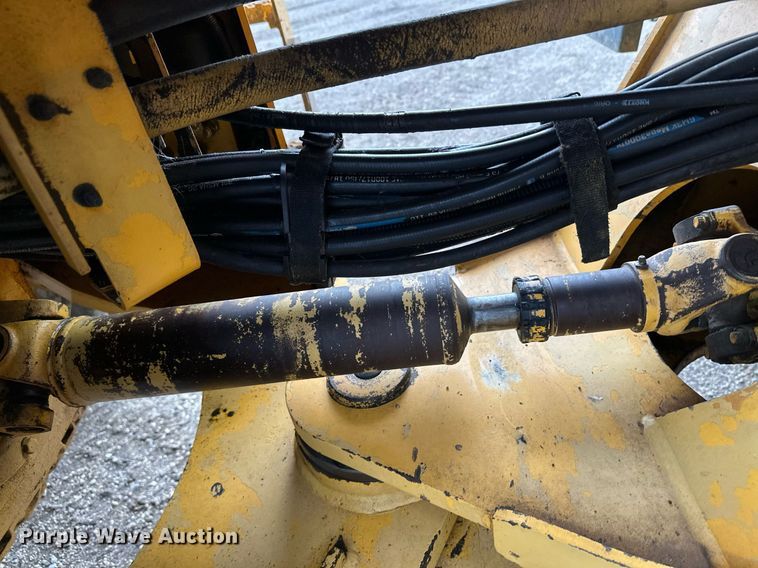 image for item DT6377 2001 Volvo L70D wheel loader