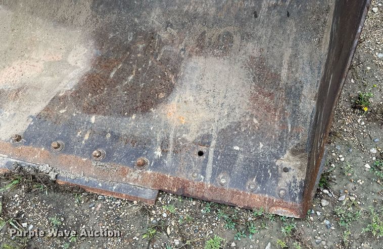 image for item DT6377 2001 Volvo L70D wheel loader