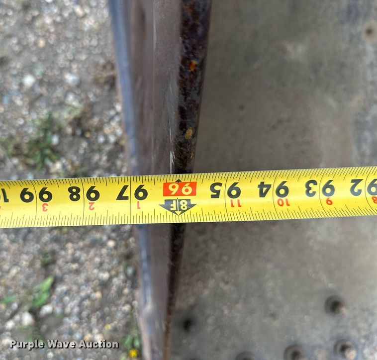 image for item DT6377 2001 Volvo L70D wheel loader