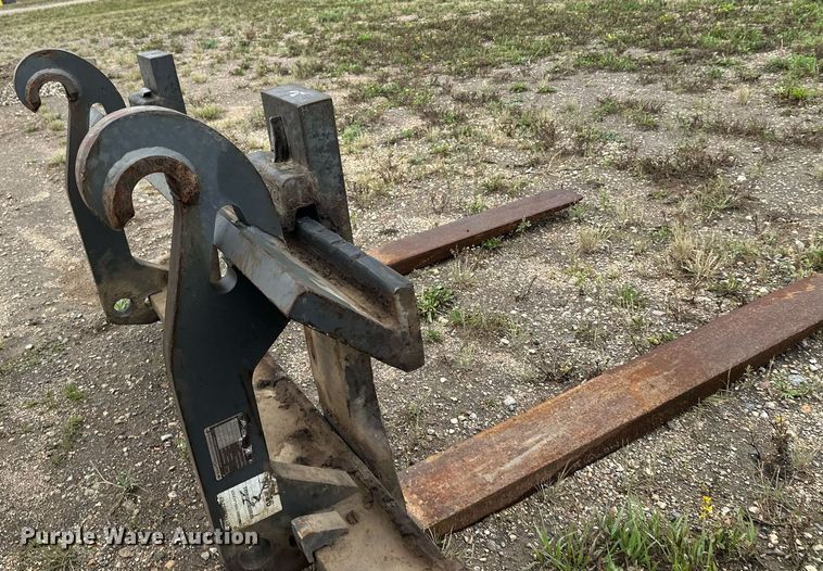 image for item DT6377 2001 Volvo L70D wheel loader