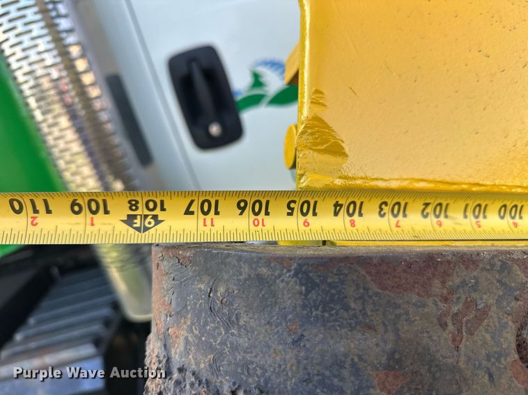 image for item DT6381 2003 International 7400 dump truck