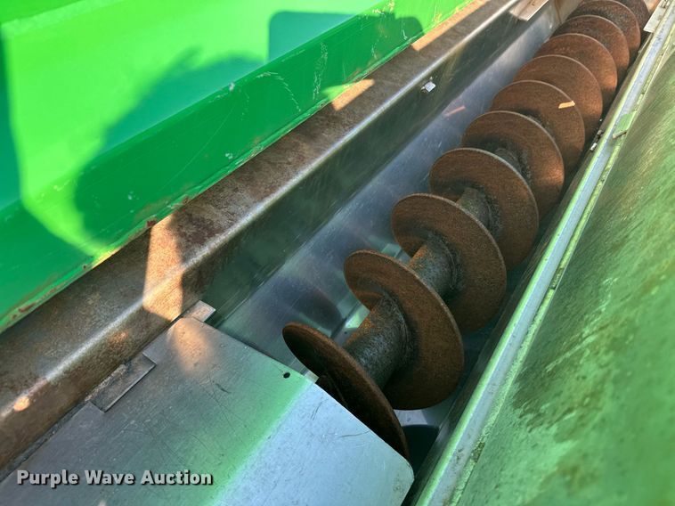 image for item DT6381 2003 International 7400 dump truck