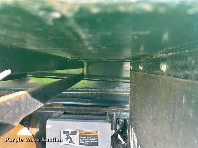 image for item DT6381 2003 International 7400 dump truck