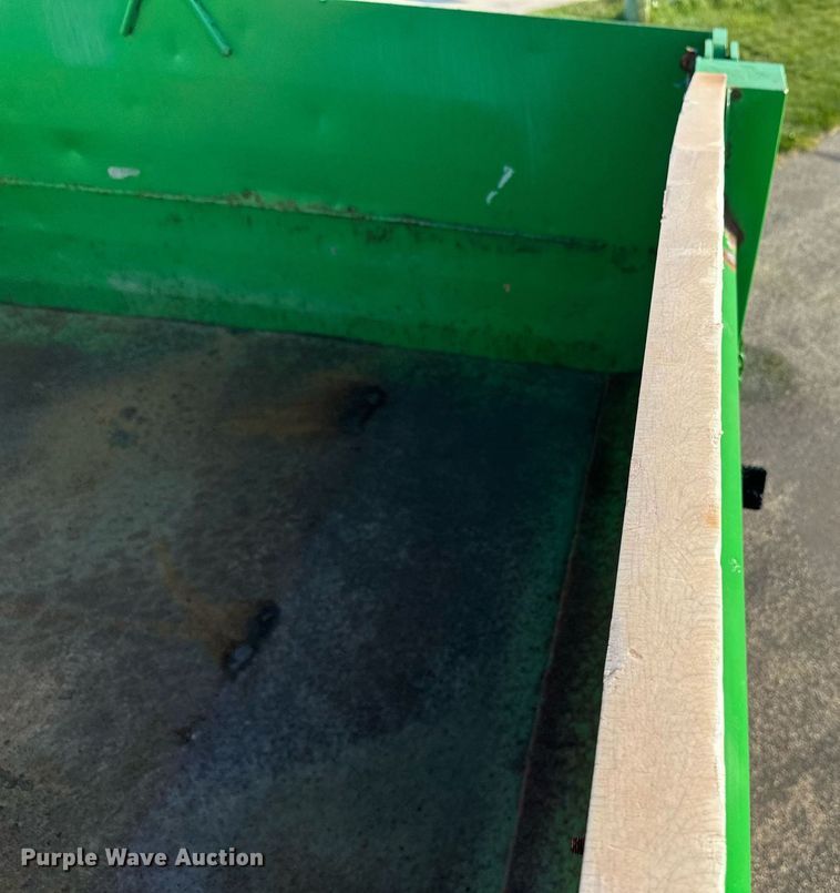 image for item DT6381 2003 International 7400 dump truck