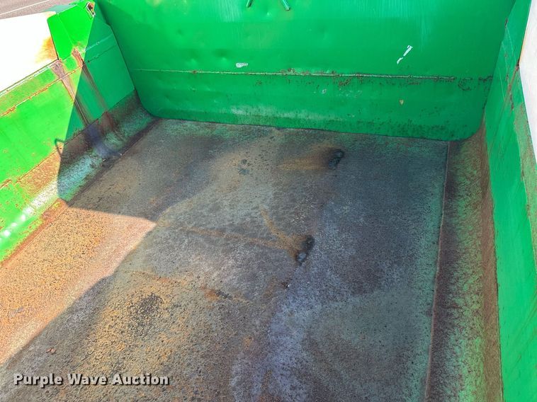 image for item DT6381 2003 International 7400 dump truck