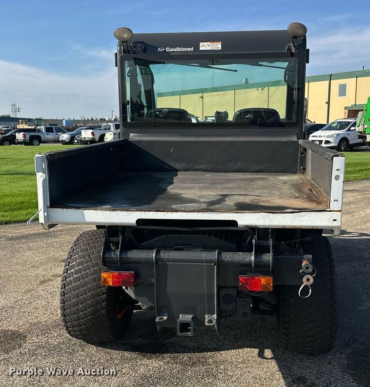 image for item DT6382 2016 Bobcat 5600 Toolcat utility vehicle