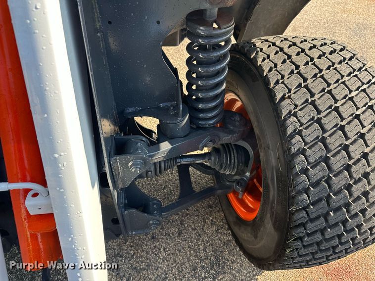 image for item DT6382 2016 Bobcat 5600 Toolcat utility vehicle