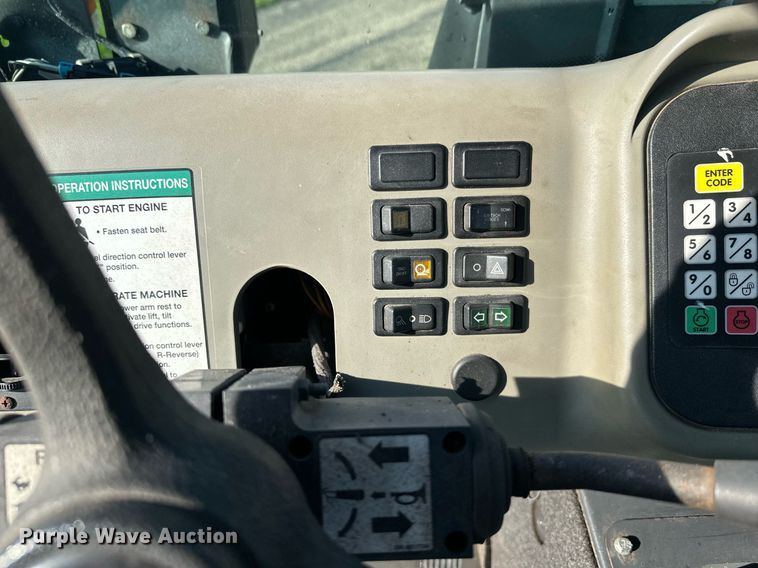 image for item DT6382 2016 Bobcat 5600 Toolcat utility vehicle