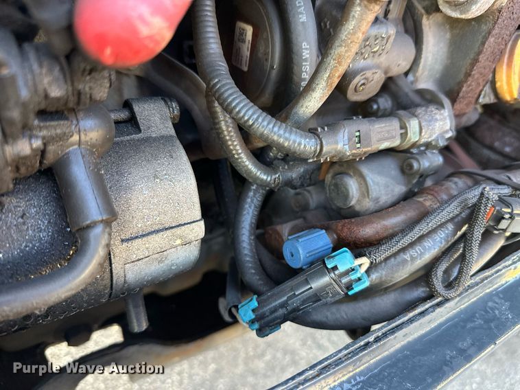 image for item DT6382 2016 Bobcat 5600 Toolcat utility vehicle