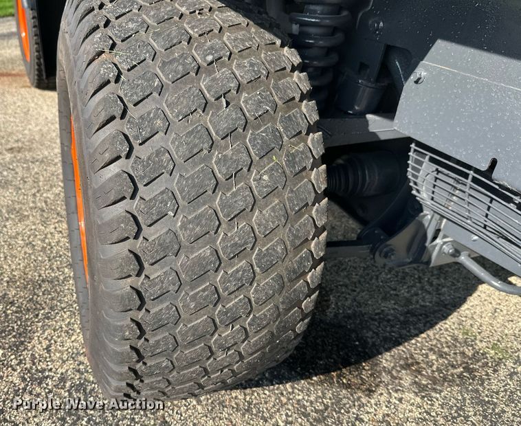 image for item DT6382 2016 Bobcat 5600 Toolcat utility vehicle