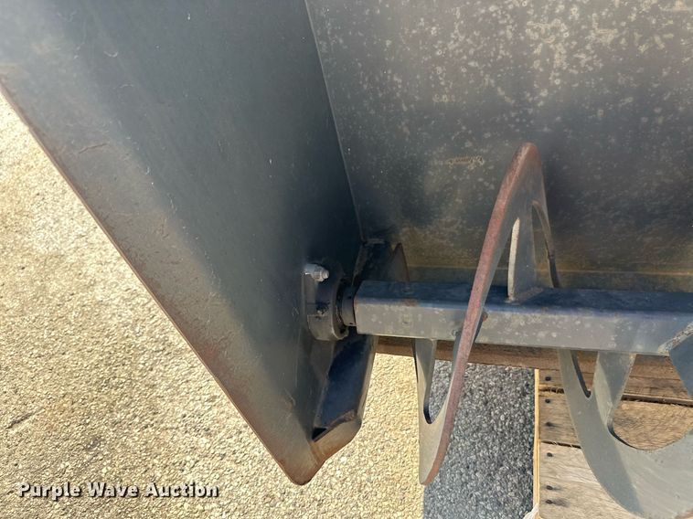 image for item DT6389 2013 Bobcat SB240X72 skid steer snow blower