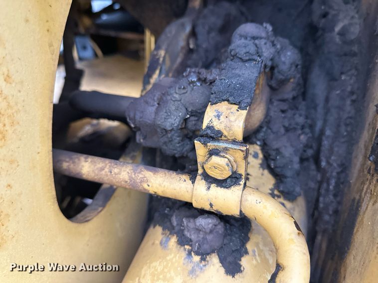 image for item DT6395 2001 Caterpillar 938G wheel loader