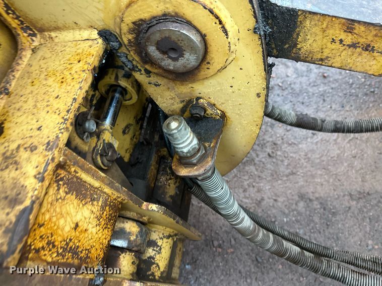 image for item DT6395 2001 Caterpillar 938G wheel loader