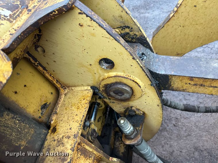 image for item DT6395 2001 Caterpillar 938G wheel loader