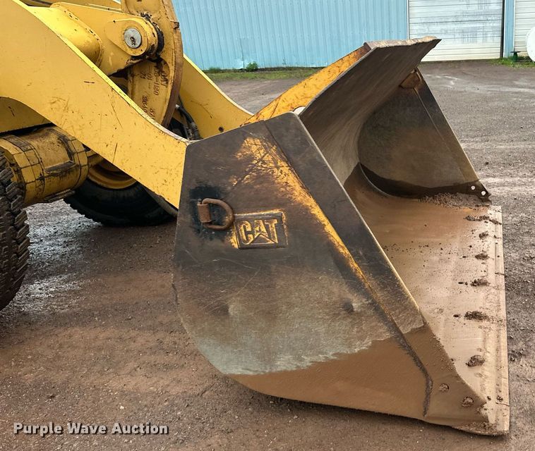 image for item DT6395 2001 Caterpillar 938G wheel loader