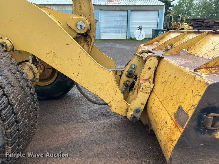 image for item DT6395 2001 Caterpillar 938G wheel loader