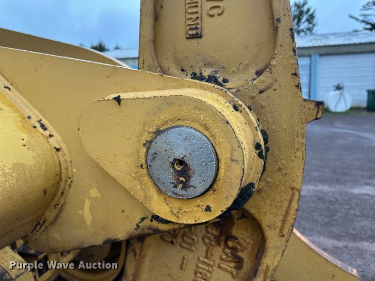 image for item DT6395 2001 Caterpillar 938G wheel loader