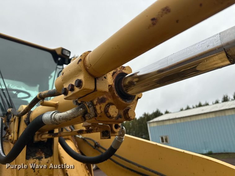 image for item DT6395 2001 Caterpillar 938G wheel loader