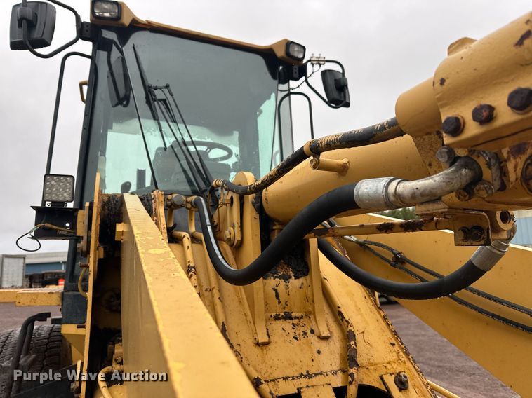 image for item DT6395 2001 Caterpillar 938G wheel loader