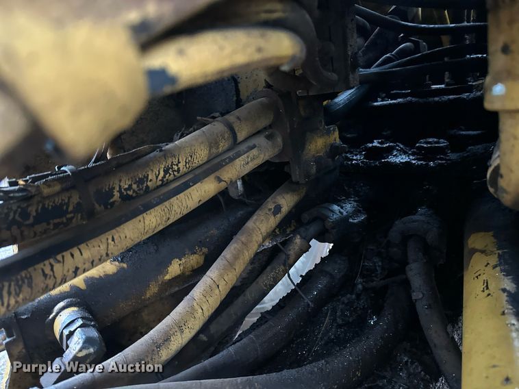 image for item DT6395 2001 Caterpillar 938G wheel loader