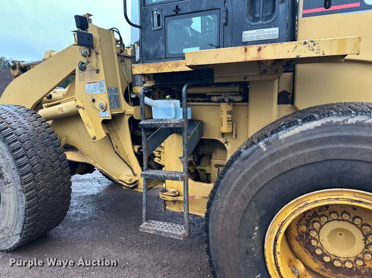 image for item DT6395 2001 Caterpillar 938G wheel loader