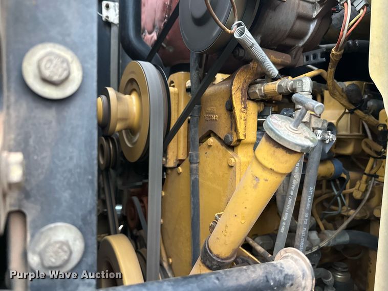 image for item DT6395 2001 Caterpillar 938G wheel loader