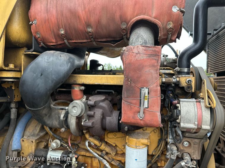 image for item DT6395 2001 Caterpillar 938G wheel loader