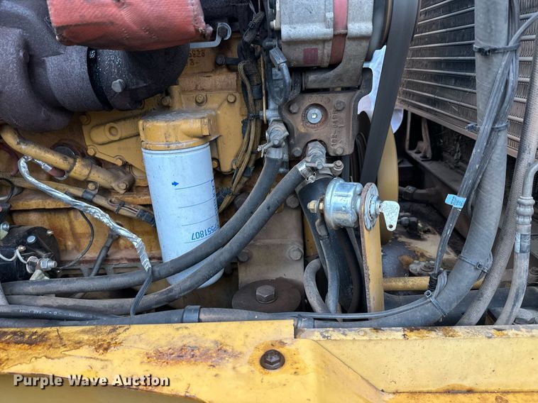 image for item DT6395 2001 Caterpillar 938G wheel loader