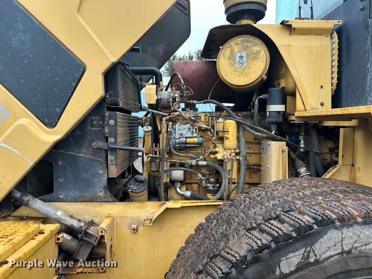 image for item DT6395 2001 Caterpillar 938G wheel loader