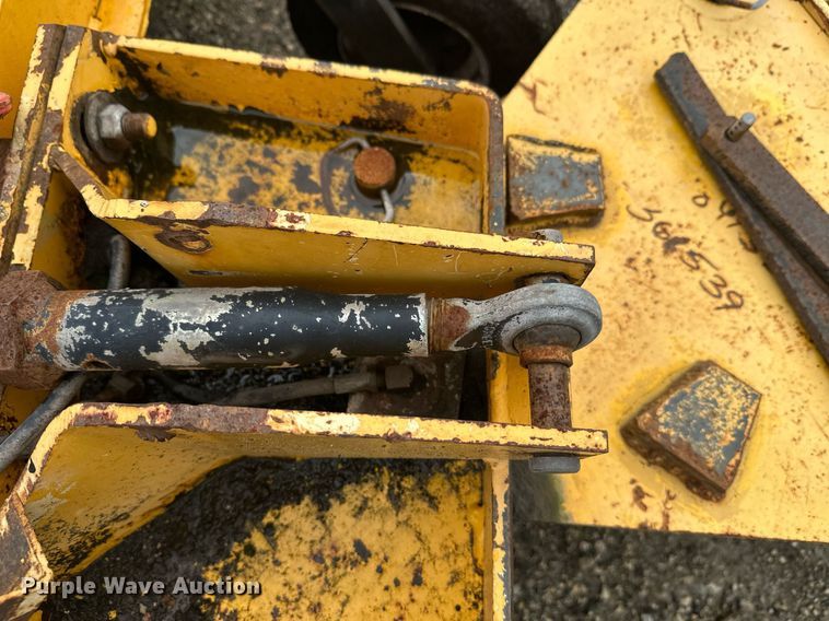 image for item DT6397 MB broom