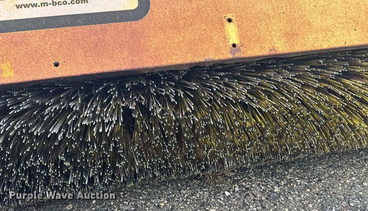 image for item DT6397 MB broom