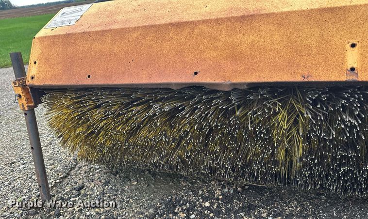 image for item DT6397 MB broom