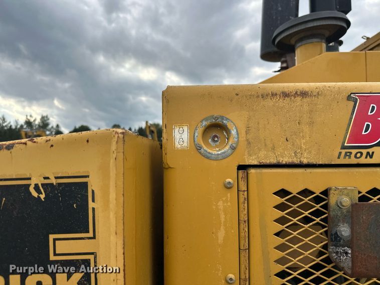 image for item DT6402 2010 Caterpillar AP-1055D paver