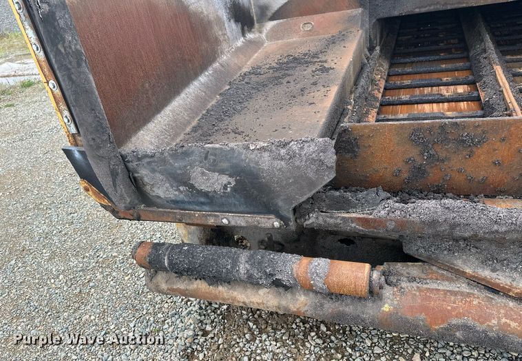 image for item DT6402 2010 Caterpillar AP-1055D paver