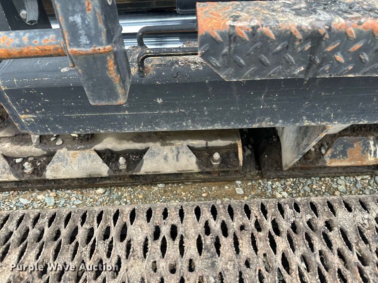 image for item DT6402 2010 Caterpillar AP-1055D paver